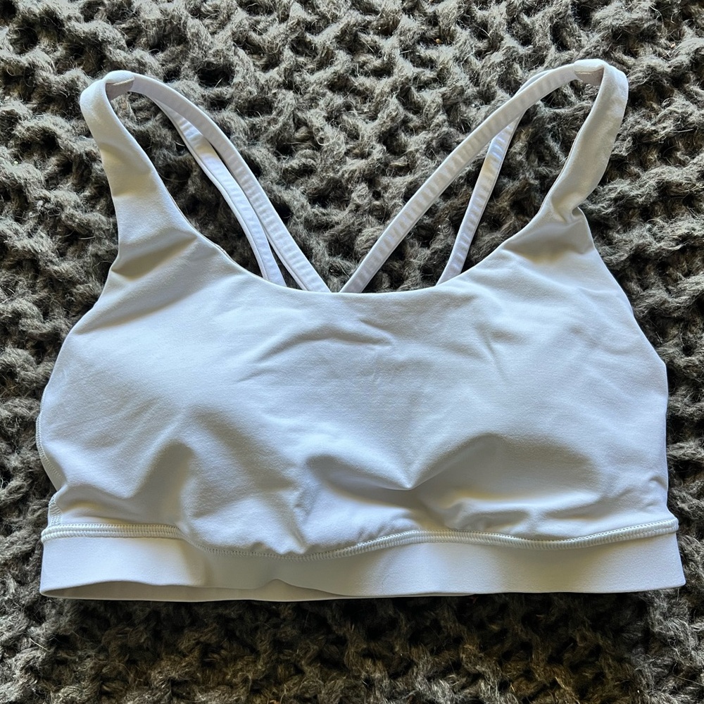 Lululemon Energy sports bra size 8 in white great condition